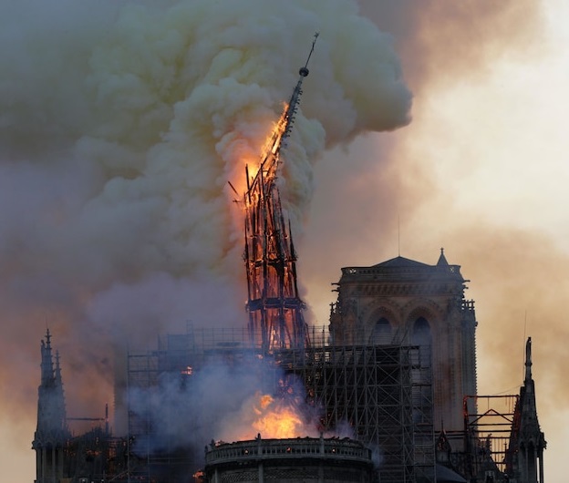 Notre-Dame de Paris : c’est Flamme en Ville !
